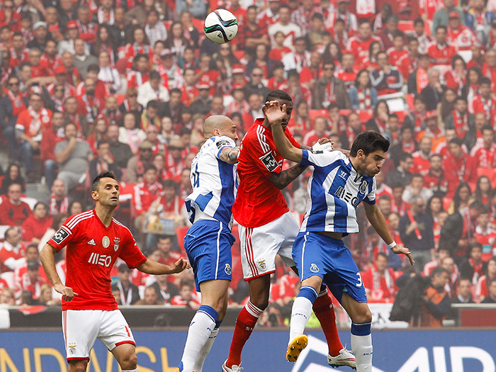 Talisca, Ruben Neves e Maicon