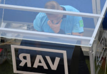 Qual o impacto do VAR no futebol? VAR-destaque