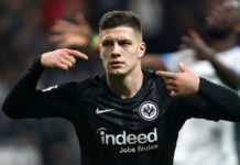 Luka-Jovic-Eintracht-Frankfurt-destaque